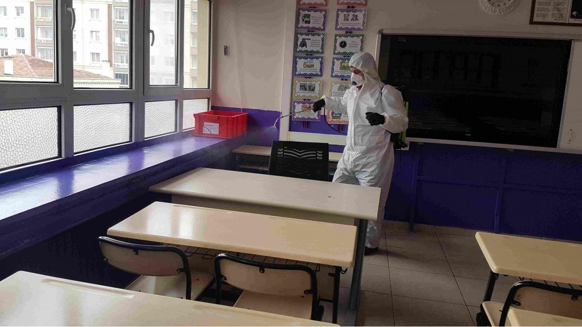 Okulumuzda Samsun Büyükşehir Belediye Ekiplerince Dezenfeksiyon İşlemi Yapıldı