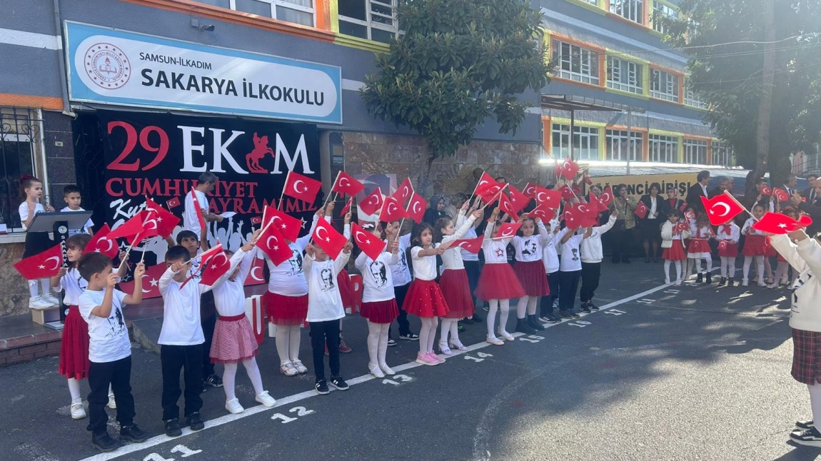 29 EKİM CUMHURİYET BAYRAMI BÜYÜK BİR COŞKUYLA KUTLANDI.